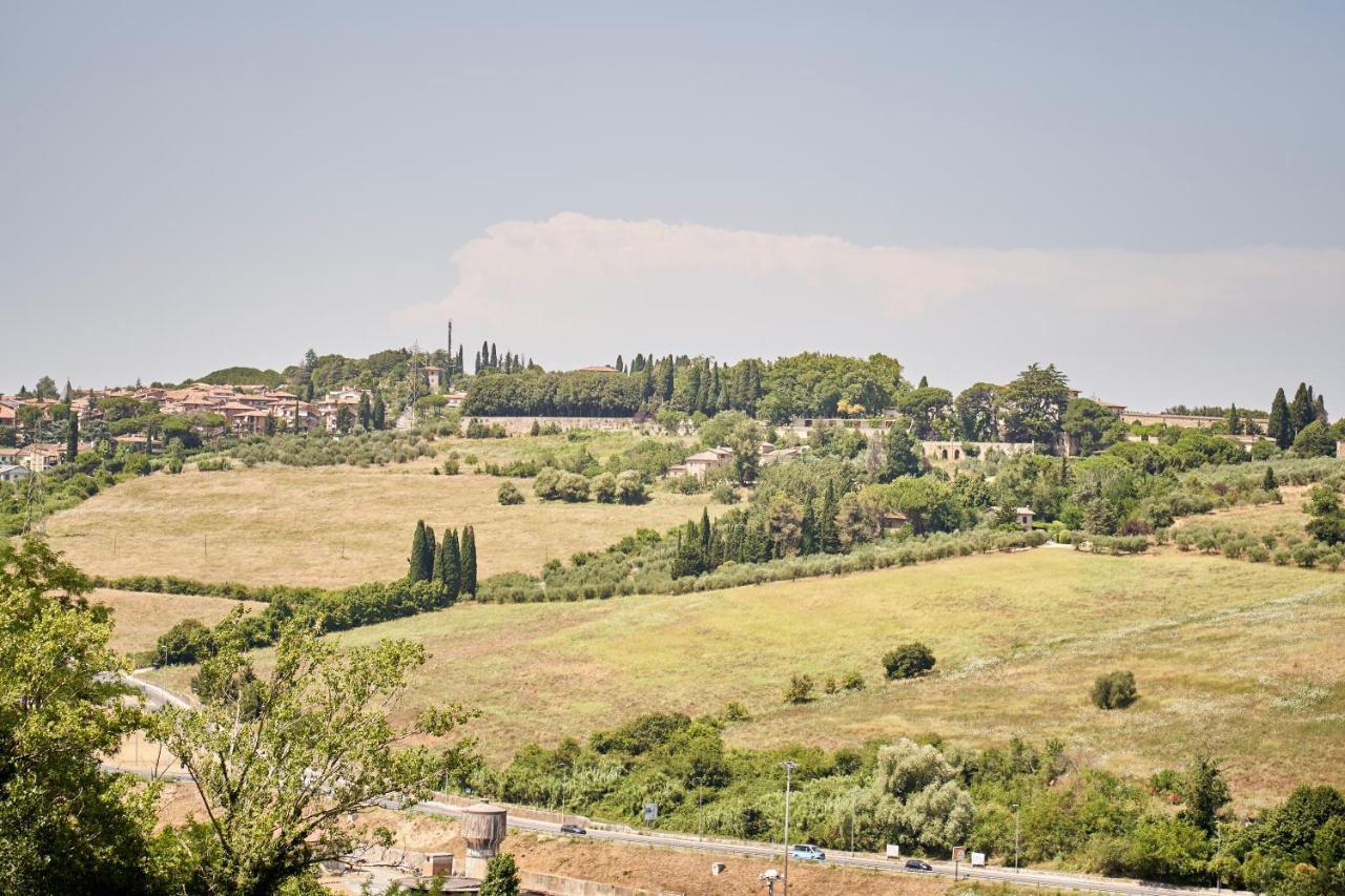 Azure Spot In Siena Centre - Apt Centrale Con Balcone Exterior photo